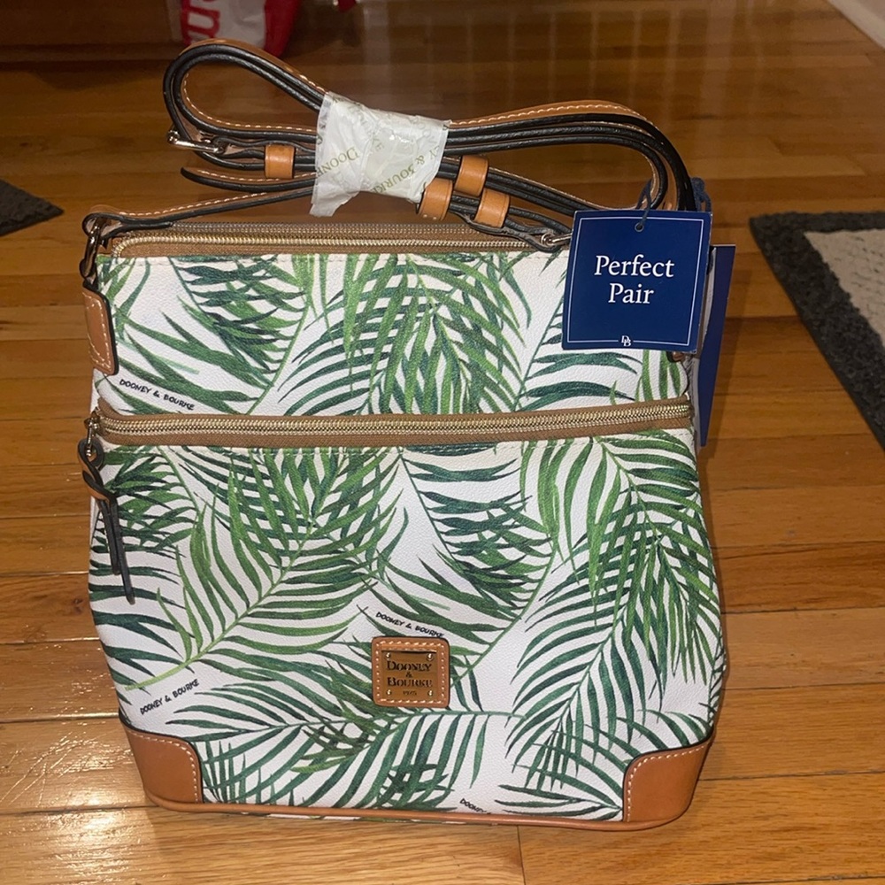 Dooney and Bourke Crossbody & Wrislet